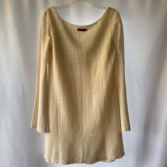 Momma tried by Judith March size large dress w/embroidery detail & bell sleeves - Picture 4 of 9